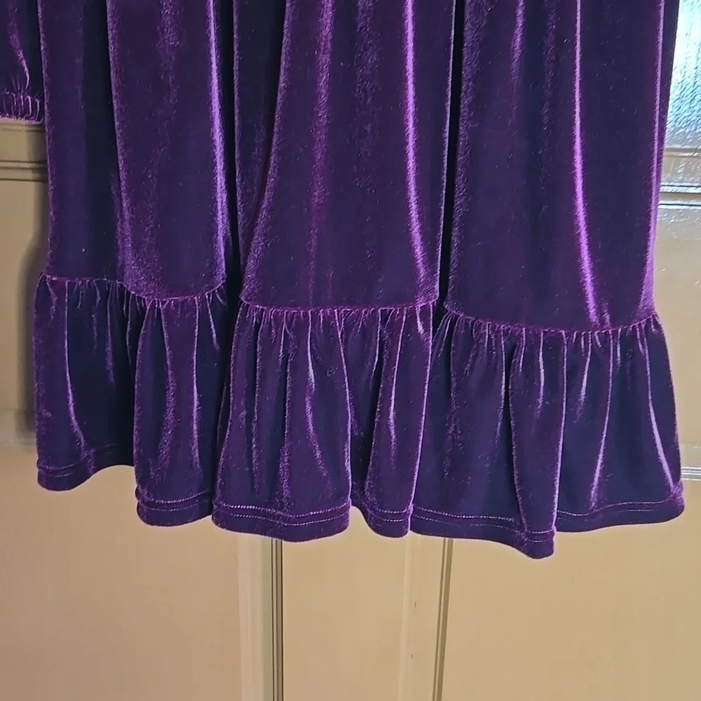 Halara-Wine velvet V neck long sleeved dress with ruffled bottom Sz S. NWT.
